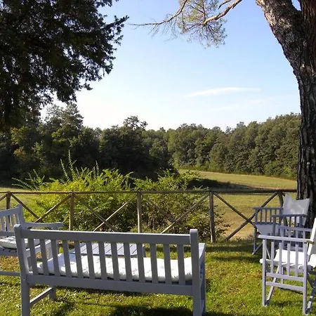 Villa Salceta, A Tuscany